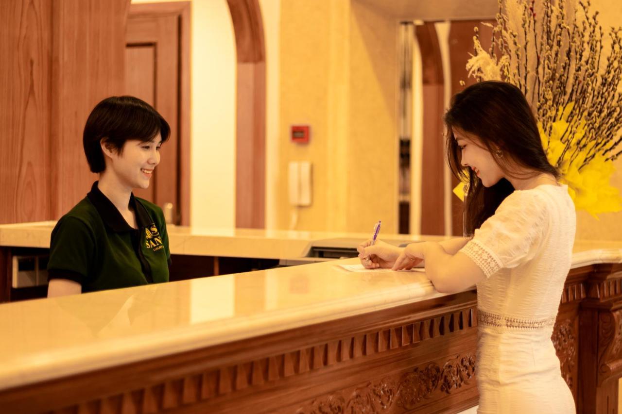 Santa Luxury Hotel Đà Nẵng Exterior foto